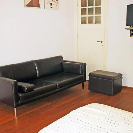 Walenburg 2* Rotterdam